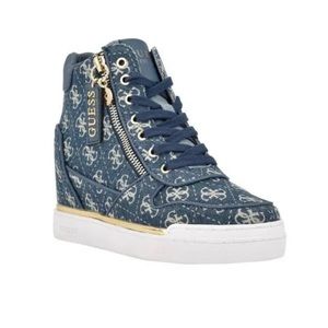 ❗️🆕GUESS Monogram Sneakers❗️